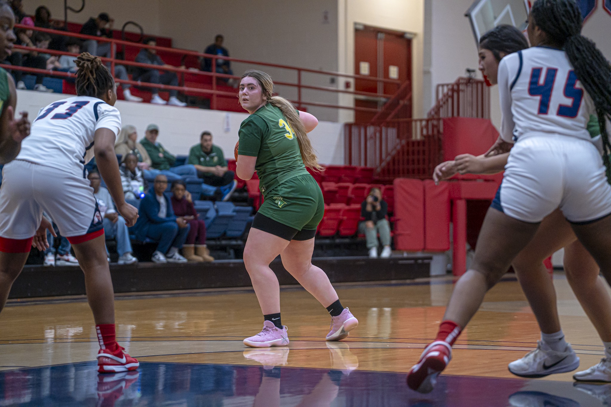 Lady Bucks' NJCAA Tournament Run Ends in First Round